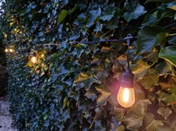 Merkloos Smart Terrasverlichting 15 Meter - Slimme Terrasverlichting Slinger 15 Meter - Onbreekbare Lampen - App Mobiel Bestuurbaar - Voice Control - Automatisering Flash Sale