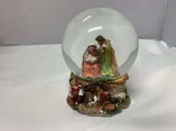 Eigenmerk Home made Kerststallen>Sneeuwbol Met Kerststal