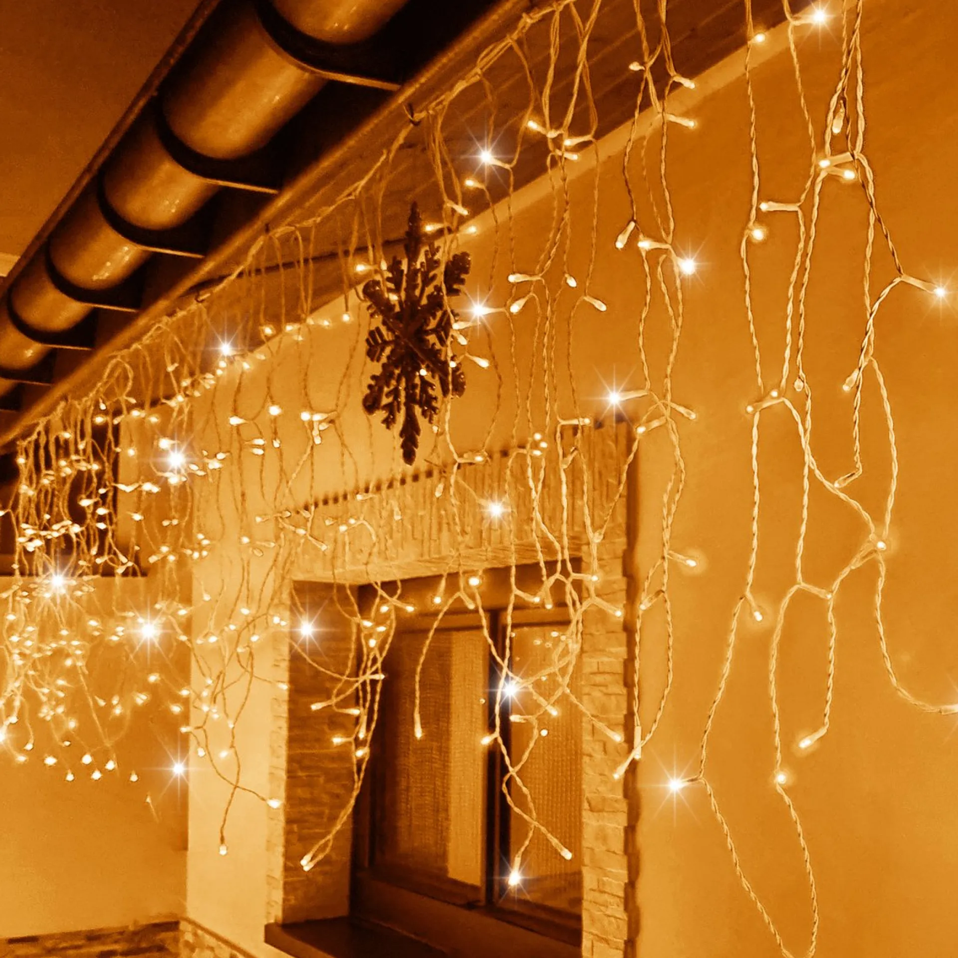 springos Ijspegel Verlichting Buiten | Ijspegel Verlichting | Kerstverlichting Buiten | 12 M + 2.5 M Snoer | Connectable | 300 Led | Flash | Clearance