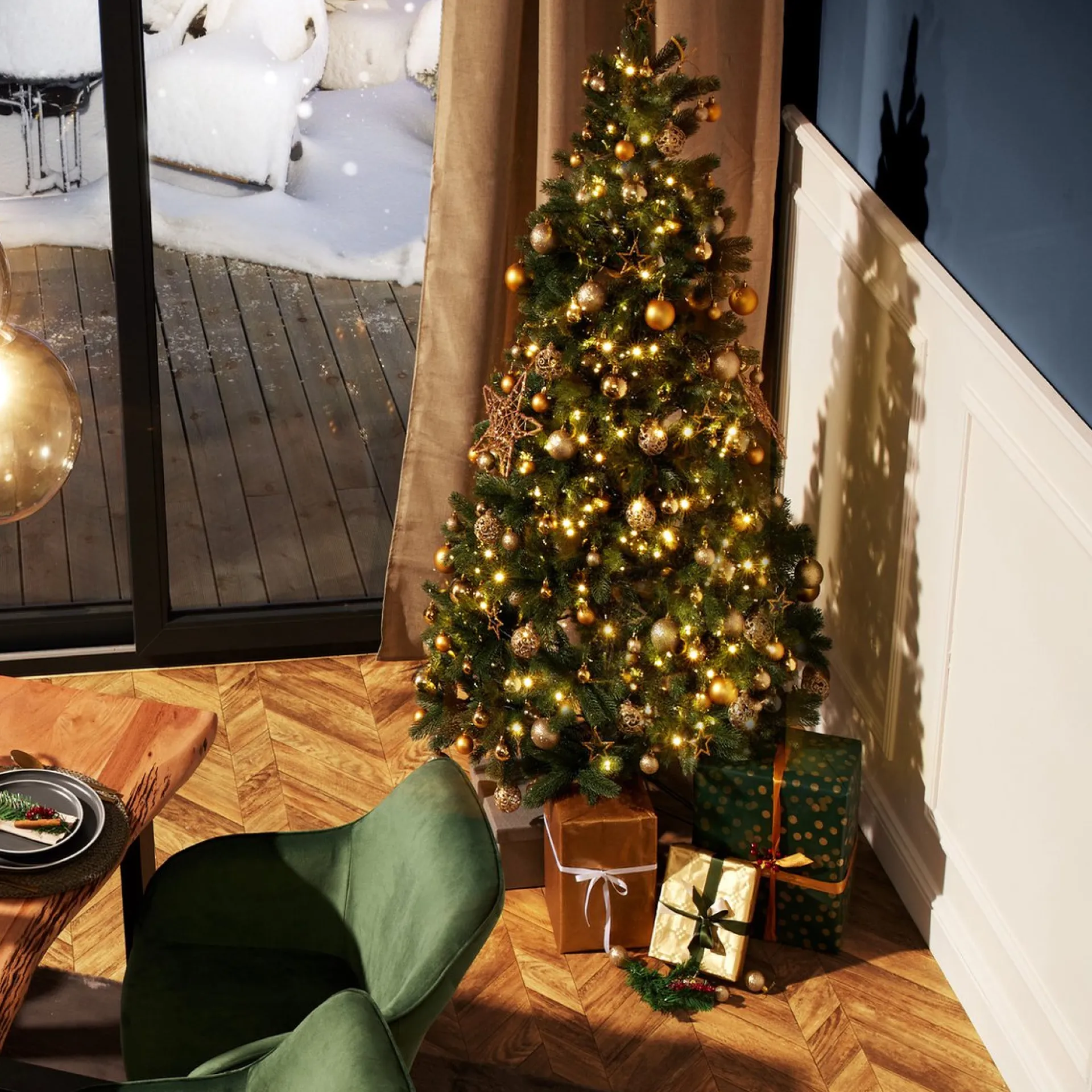 Tectake - Kunstmatige Kerstboom - 180 Cm - 742 Punten En Spuitgegoten Naalden Groen - 402823 Shop