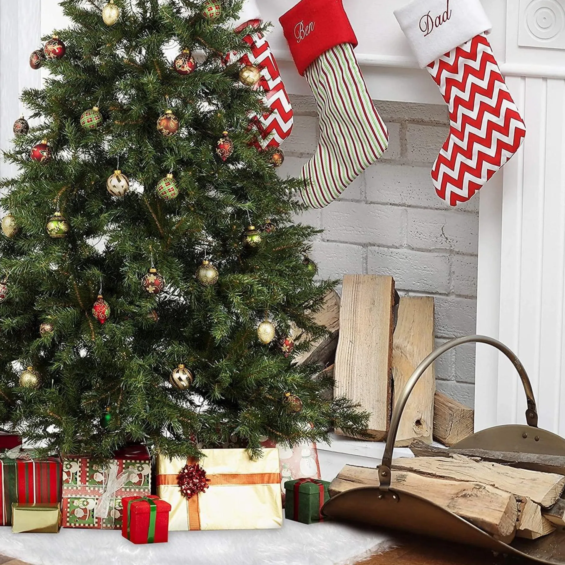 The Twiddlers Ronde Witte Pluche Kerstboomrok - Kerstaccessoire Sneeuweffect - Perfecte Feestdecoratie Voor Uw Kerstboom - 90 Cm Diameter - Past Bij Elke Boom. Best