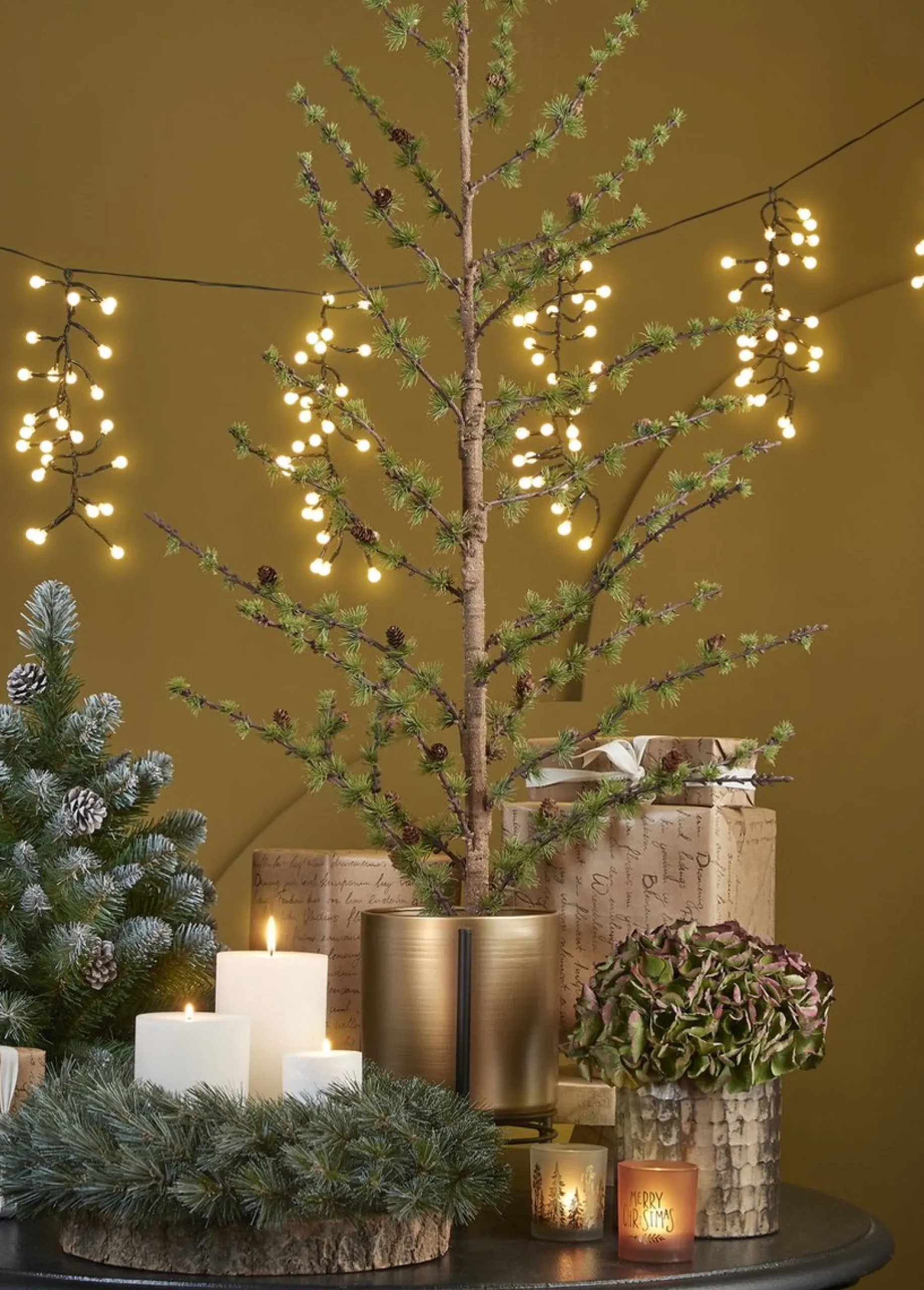 Triumph Tree Empress Kunstkerstboom - H60 X O46 Cm - Frosted Green Clearance