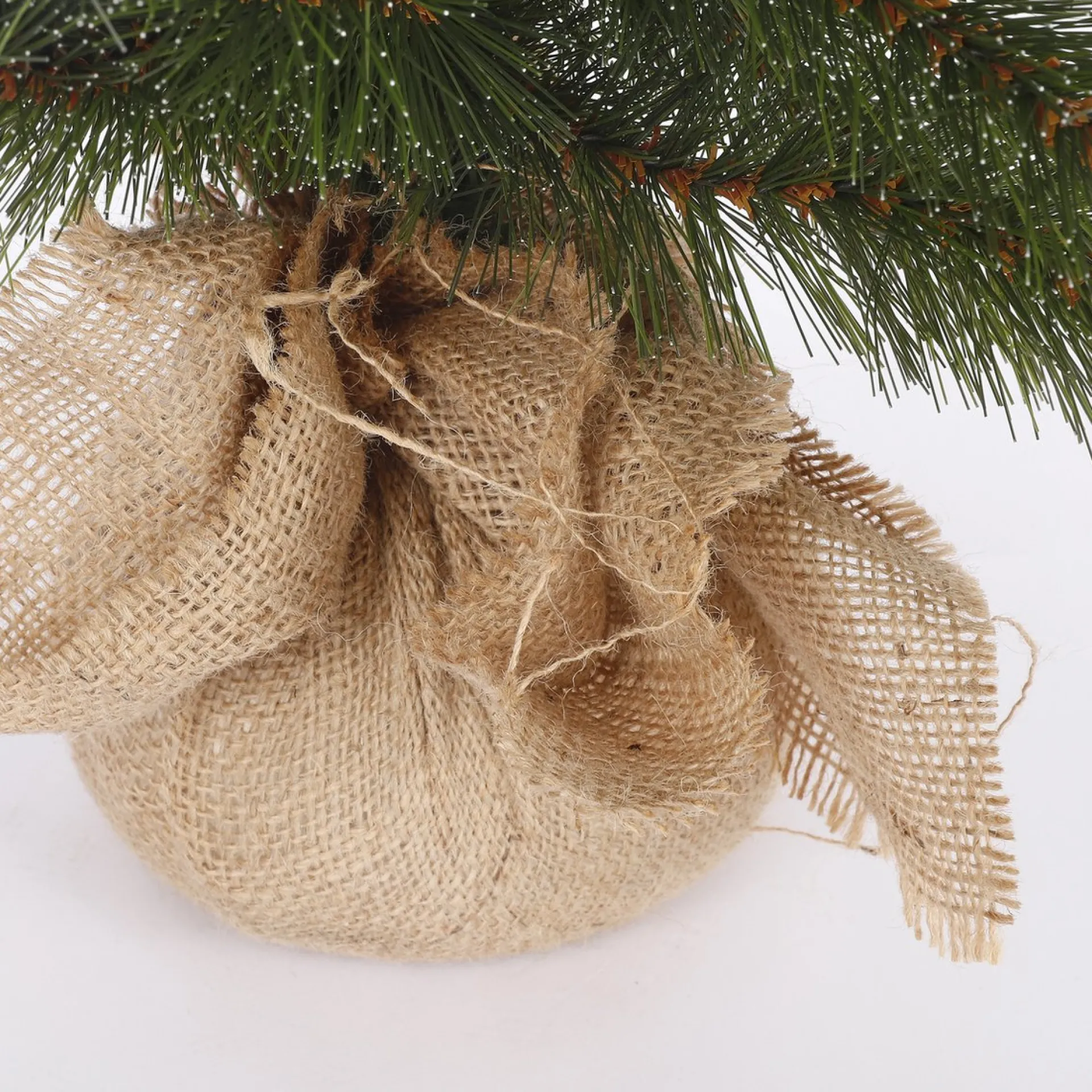 Triumph Tree Forest Frosted Kunstkerstboom In Jute - H60 X O46 Cm - Groen Clearance