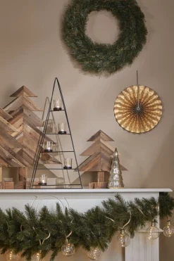 Triumph Tree Guirlandes><noscript><img width=