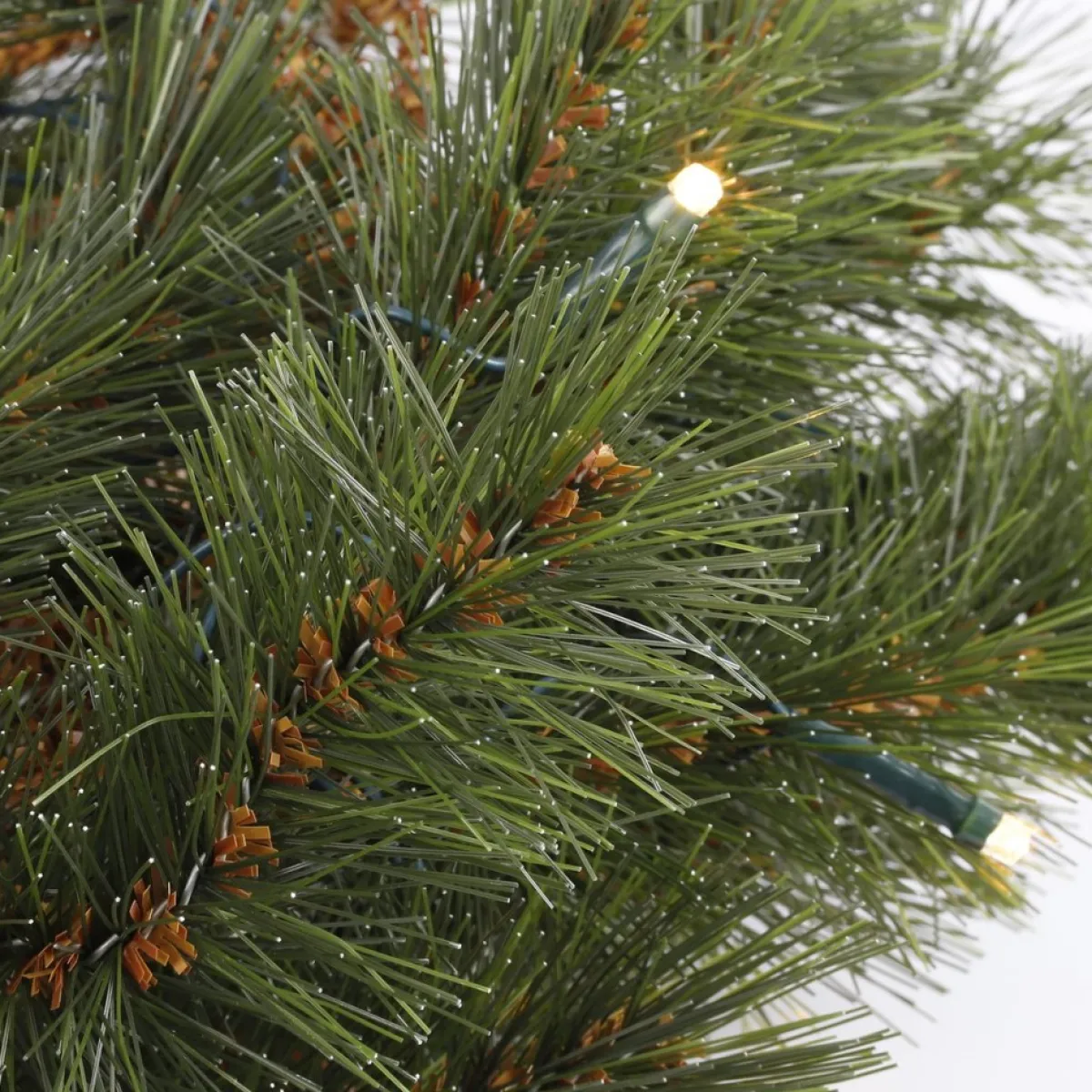 Triumph Tree Guirlandes> Forest Frosted Guirlande Met Led Verlichting - L270 Cm - Groen