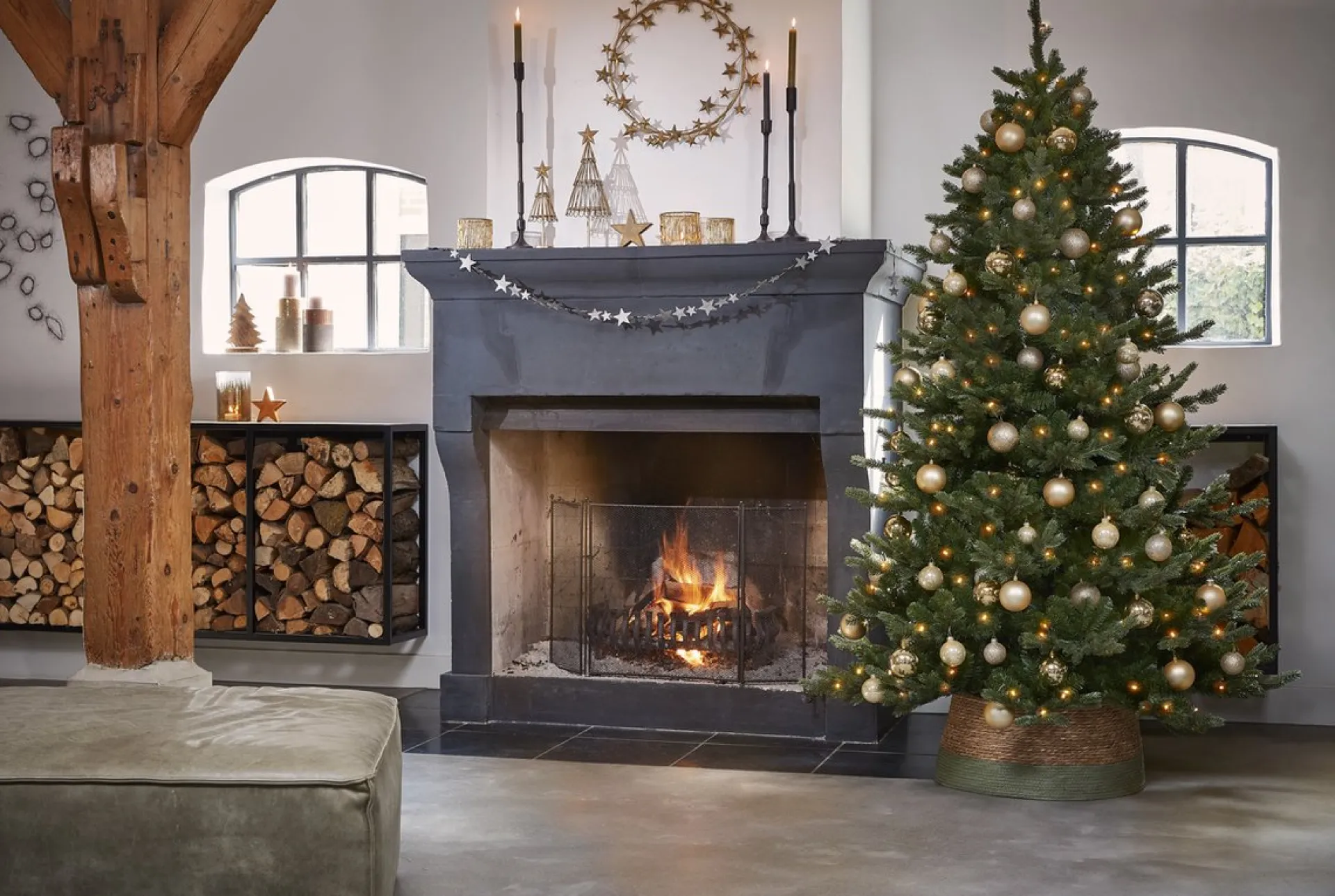 Triumph Tree Sherwood Kunstkerstboom Deluxe - H230 X O142 Cm - Groen Sale