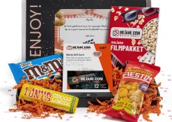 meJane Verjaardag Filmpakket - Leuke Filmbox Met Persoonlijk Verjaardagsbericht - Jimmy's Popcorn - Fiesto's - M&Ms - Tony's Chocolonely - Film Cadeaukaart - Thuis Bioscoop - .Com - Verjaardagscadeau Fashion
