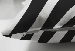 De Groen Home Kerstkussens>2X Kussenhoes Voor Sierkussen - Zwart&Wit Zebra Patroon - Velvet- 45X45 - Kussensloop - Aan Beide Zijdig Bedrukt