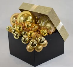 ZoeZo Design Kerststukjes> - Kerst - Kerstdecoratie - Kerstversiering - Kerstbaldoos - Alternatieve Kerstversiering - Hoogte 18 Cm - Breedte 18 Cm - Kunststof - Karton